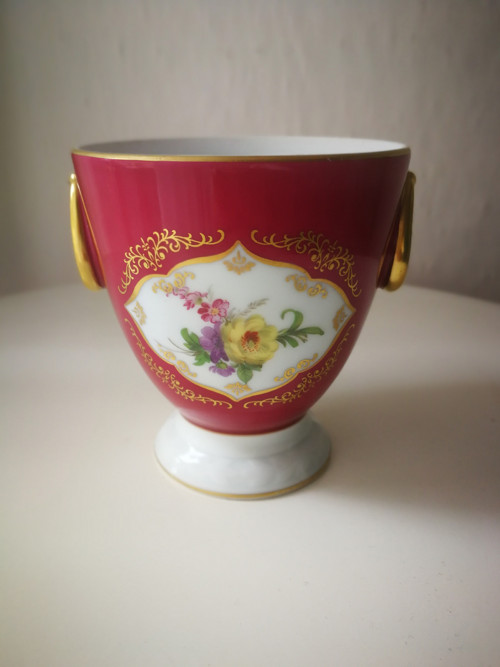 Porcelánový květník — foto 6