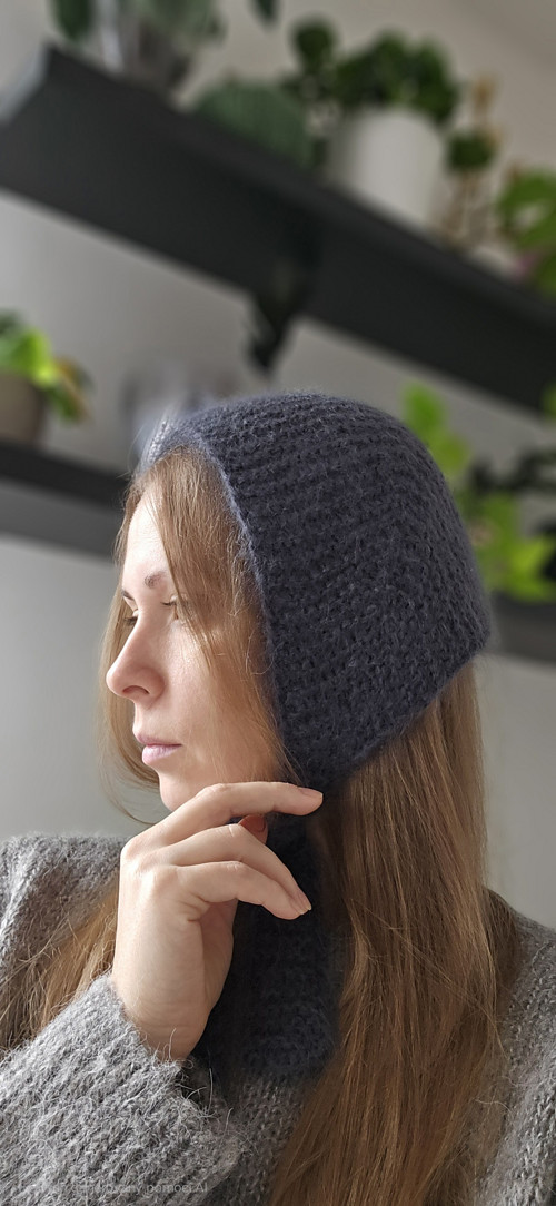 Trendová antracitová čepice . — foto 3