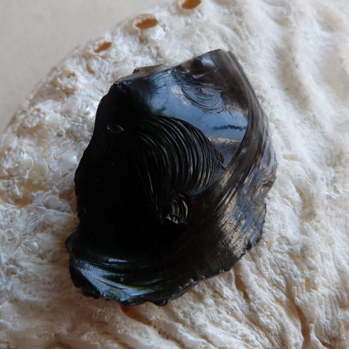 Obsidián kouřový surový - 4,5 cm - Extra! — foto 5
