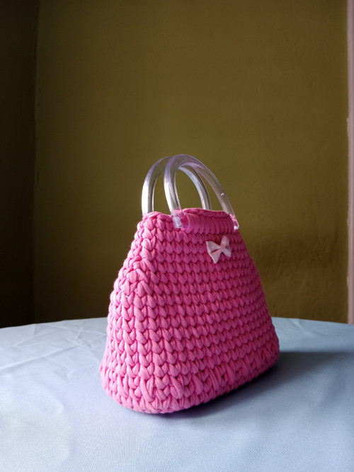 Háčkovaná růžová kabelka Barbie — foto 5