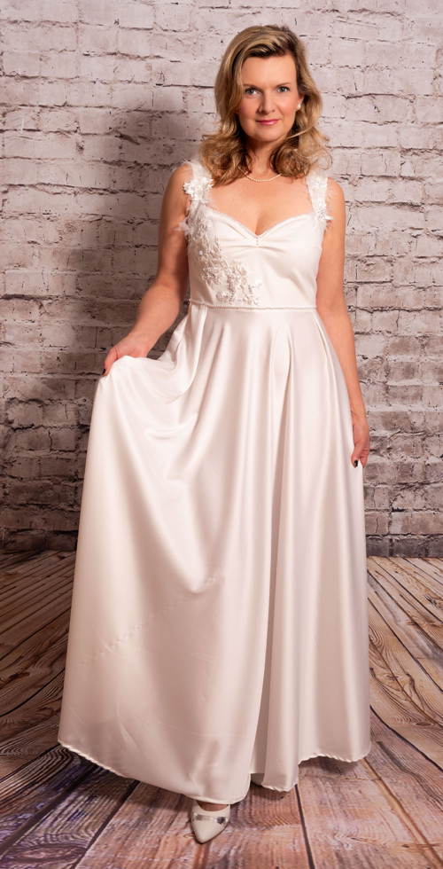 Svatební šaty - Vanessa - Vel. 38 — foto 3