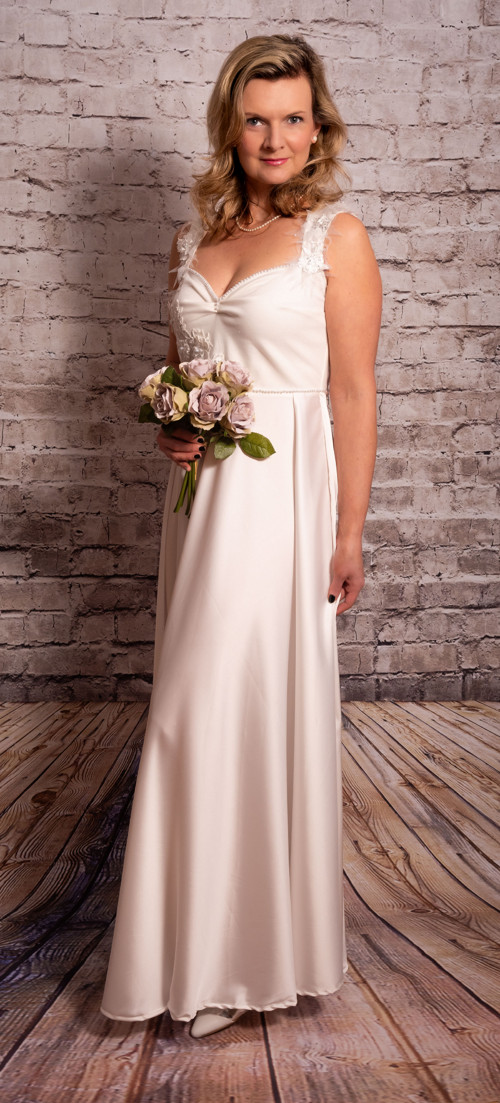 Svatební šaty - Vanessa - Vel. 38 — foto 4