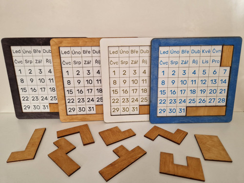 Puzzle kalendář se stojánkem - CZ varianta — foto 6