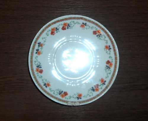 Porcelánový PODŠÁLEK — foto 2