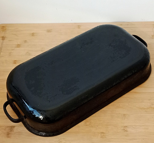 Smaltovaný černý pekáč 40 cm — foto 2