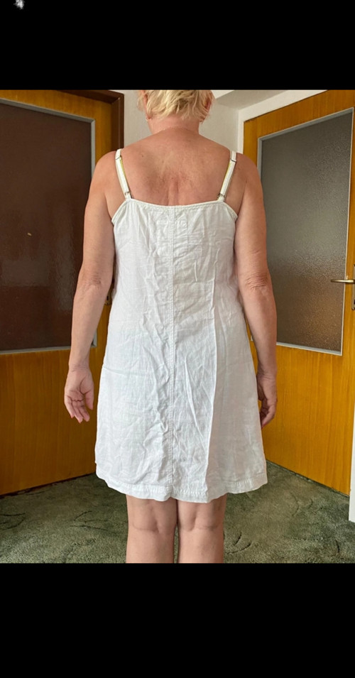 Bílé lněné šaty vel. L — foto 2