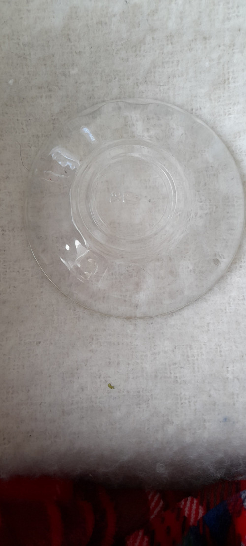 Skleněný talířek — foto 2