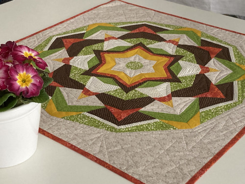 Patchworkový středový ubrus-jarní kaleidoskop .... — foto 5
