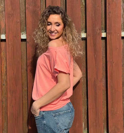 Volný top s pasem lososový — foto 3