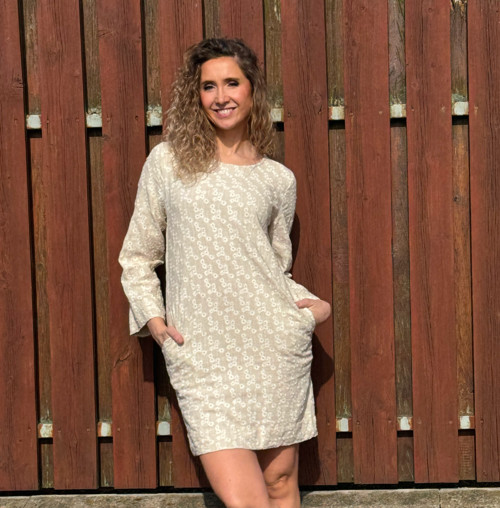 Šaty s vzorem kytiček — foto 3