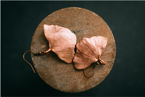 Náušnice ginko maľované — foto 3