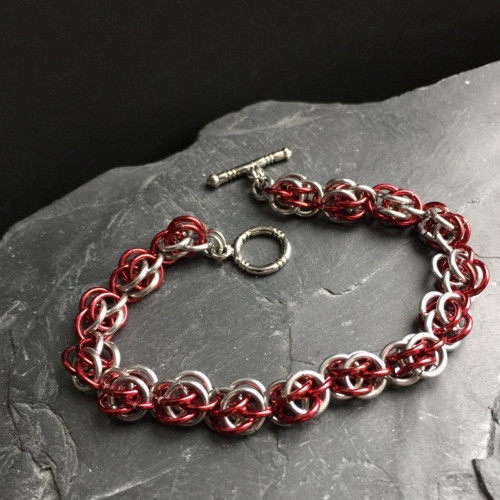Kroužkované uzlíky silver with red — foto 2