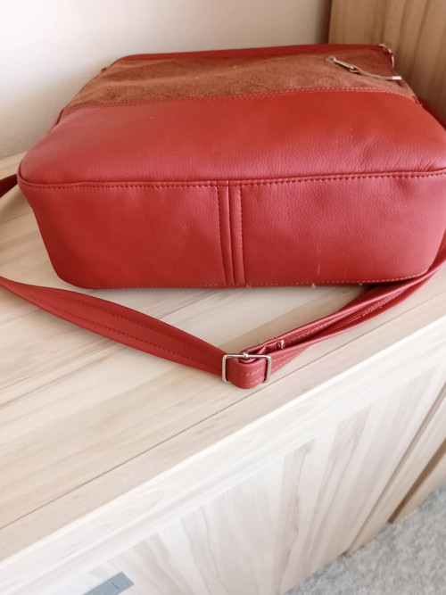Crossbody - rezavá (rezervace) — foto 4