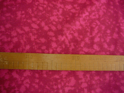 Metráž - malinový mramor - šíře 140cm — foto 3