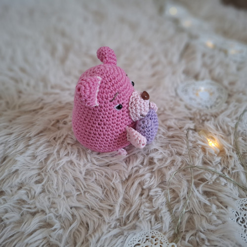 Háčkovaný medvídek Valentýnek — foto 3