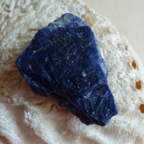 Sodalit surový - 4,4 cm - Extra! — foto 4