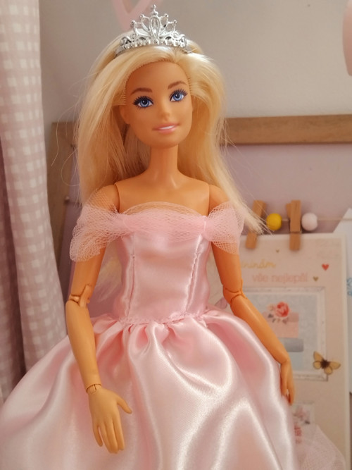 Plesové šaty pro barbie — foto 5