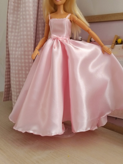 Plesové šaty pro barbie — foto 5