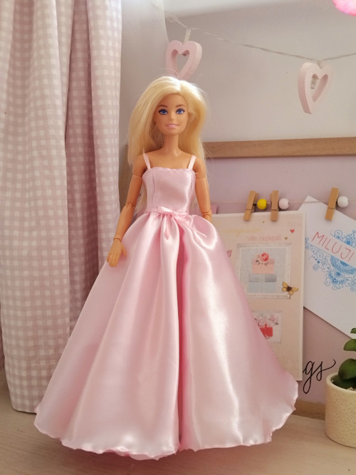 Plesové šaty pro barbie — foto 4