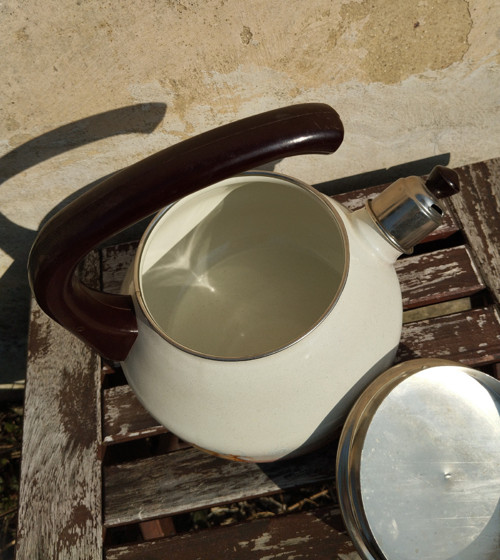 Retro pískací konvice smalt Cibulička — foto 3