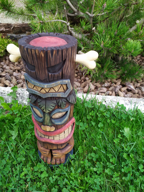Dřevěný totem — foto 3