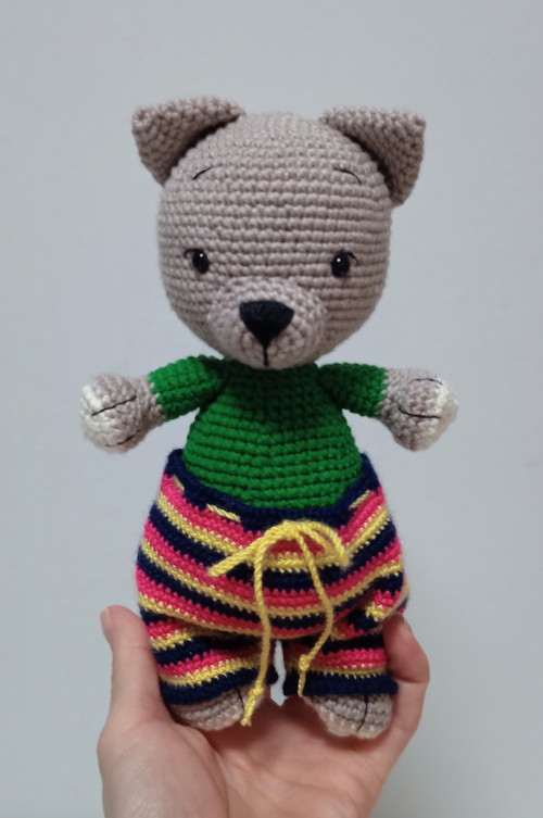 Háčkovaný pejsek - 19 cm — foto 4