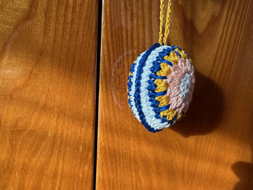 Lusuní háčkovaná kraslice — foto 4