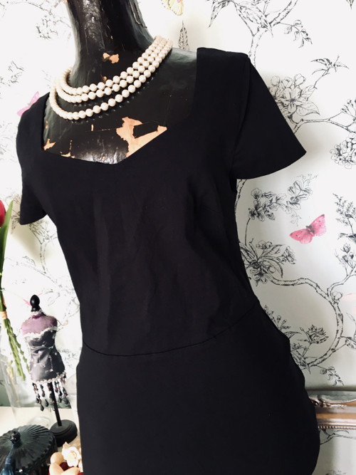 Little black dress — foto 2