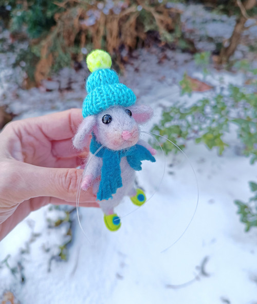 DIY Myšák s kulichem a bačkůrkama — foto 2