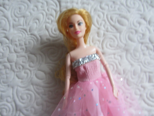Společenské šaty pro Barbie č. 11 — foto 2