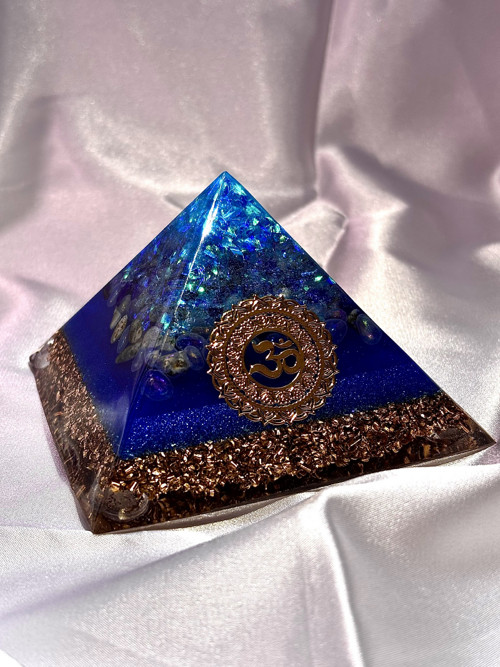 Modrá orgonitová pyramida — foto 2
