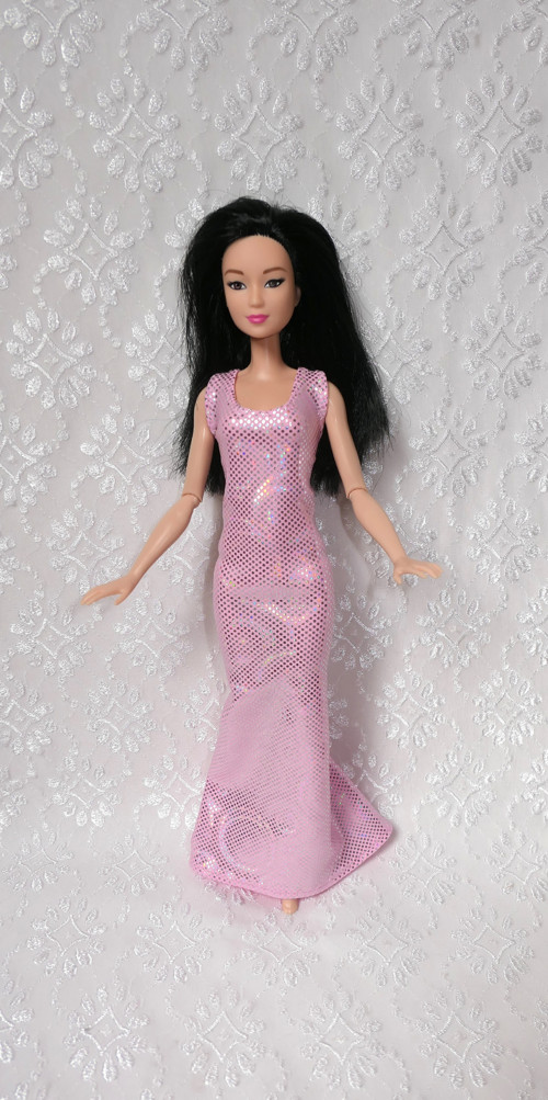 Šaty pro modelku Barbie — foto 3