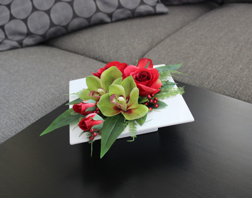Ikebana s růžemi a orchidejemi — foto 4