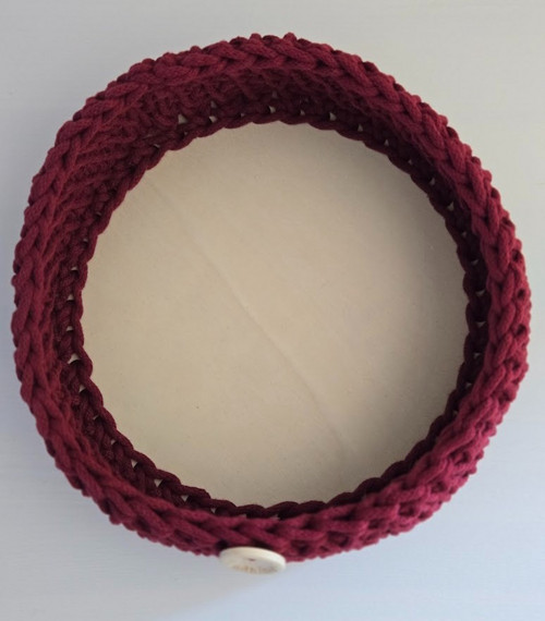 Ručně háčkovaný košík z macramé + dno — foto 3