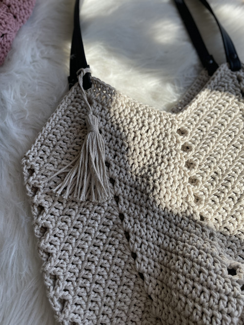 Háčkovaná TulipBag — foto 2