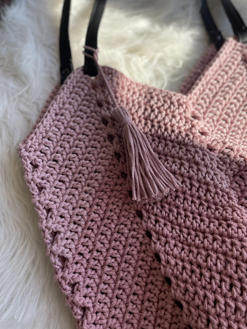 Háčkovaná TulipBag — foto 2