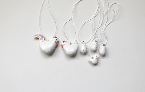 Slepičí rodinka porcelánová — foto 2