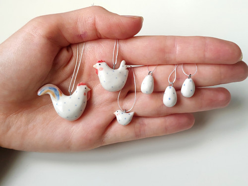 Slepičí rodinka porcelánová — foto 3