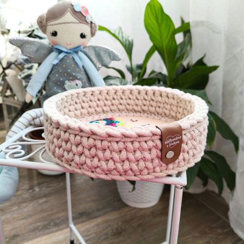 Háčkovaný košíček Trpaslíček štramák 20cm — foto 2