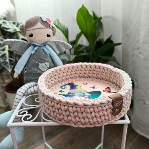 Háčkovaný košíček Trpaslíček štramák 20cm — foto 3