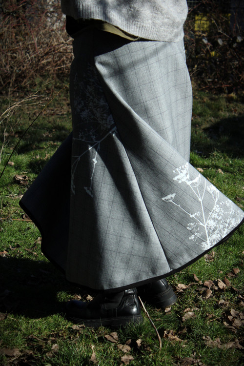 Midisukně ............ L - XL — foto 3
