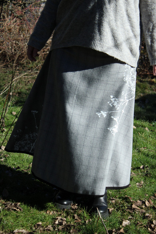 Midisukně ............ L - XL — foto 2