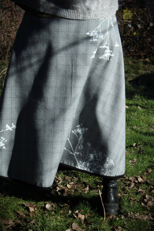 Midisukně ............ L - XL — foto 4