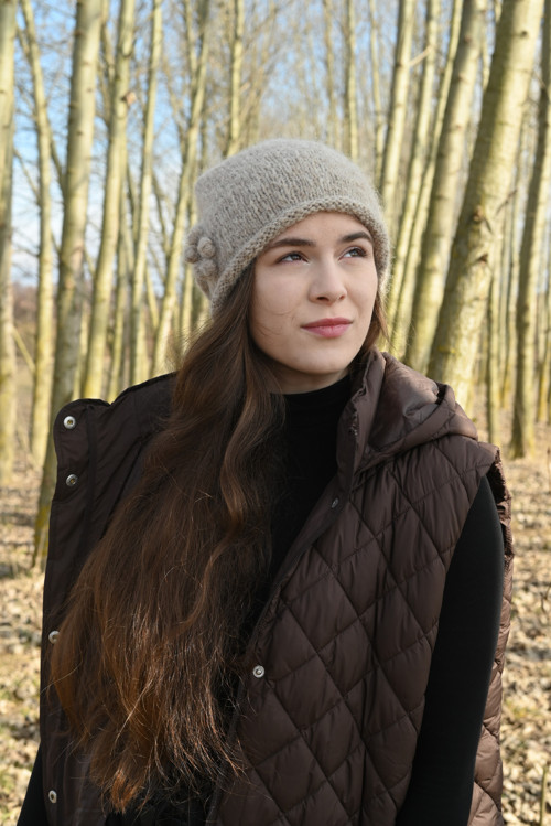 Čepice bézová — foto 6