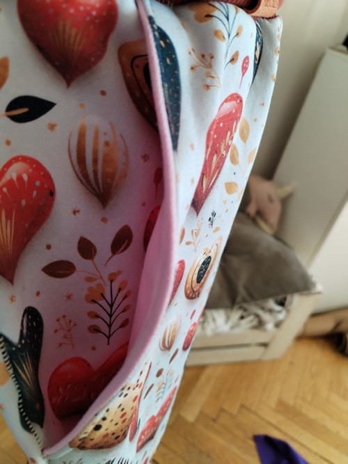 Kostýmek se srdíčky — foto 5