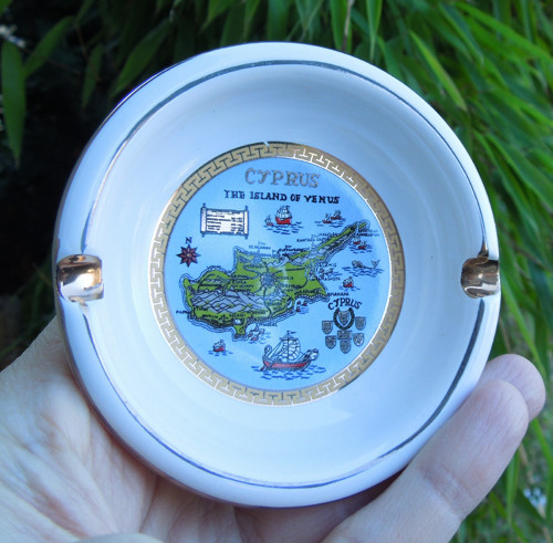 Starý porcelánový popelníček — foto 4