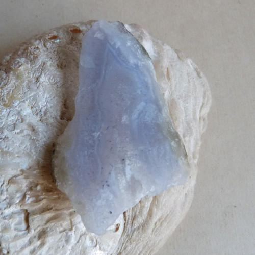 Chalcedon krajkový surový- 7 cm — foto 2