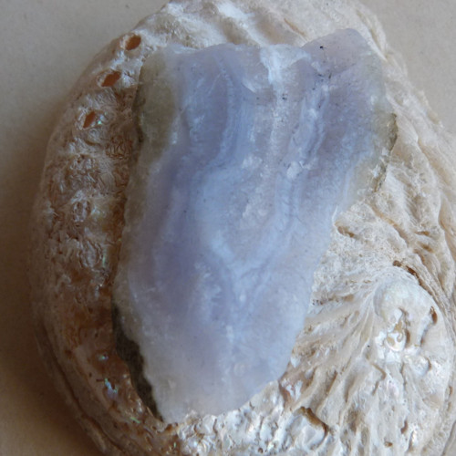 Chalcedon krajkový surový- 7 cm — foto 3