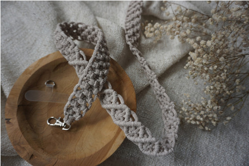 Macramé popruh na telefon Beige — foto 3