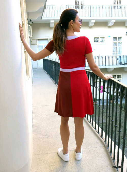 ESTEL- trojbarevné letní šaty — foto 3